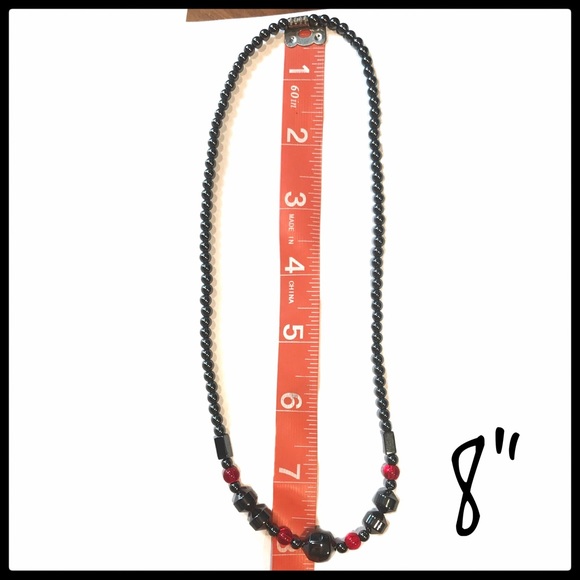 NWOT- Hematite black and red beaded necklace - Picture 4 of 5